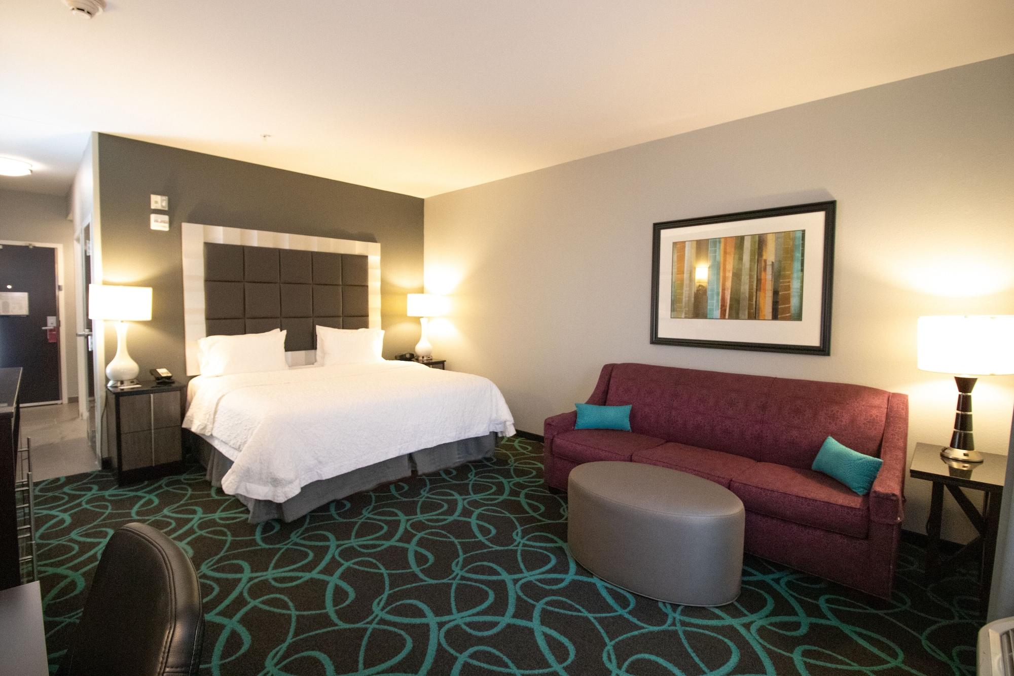 Hampton Inn Карни Экстерьер фото