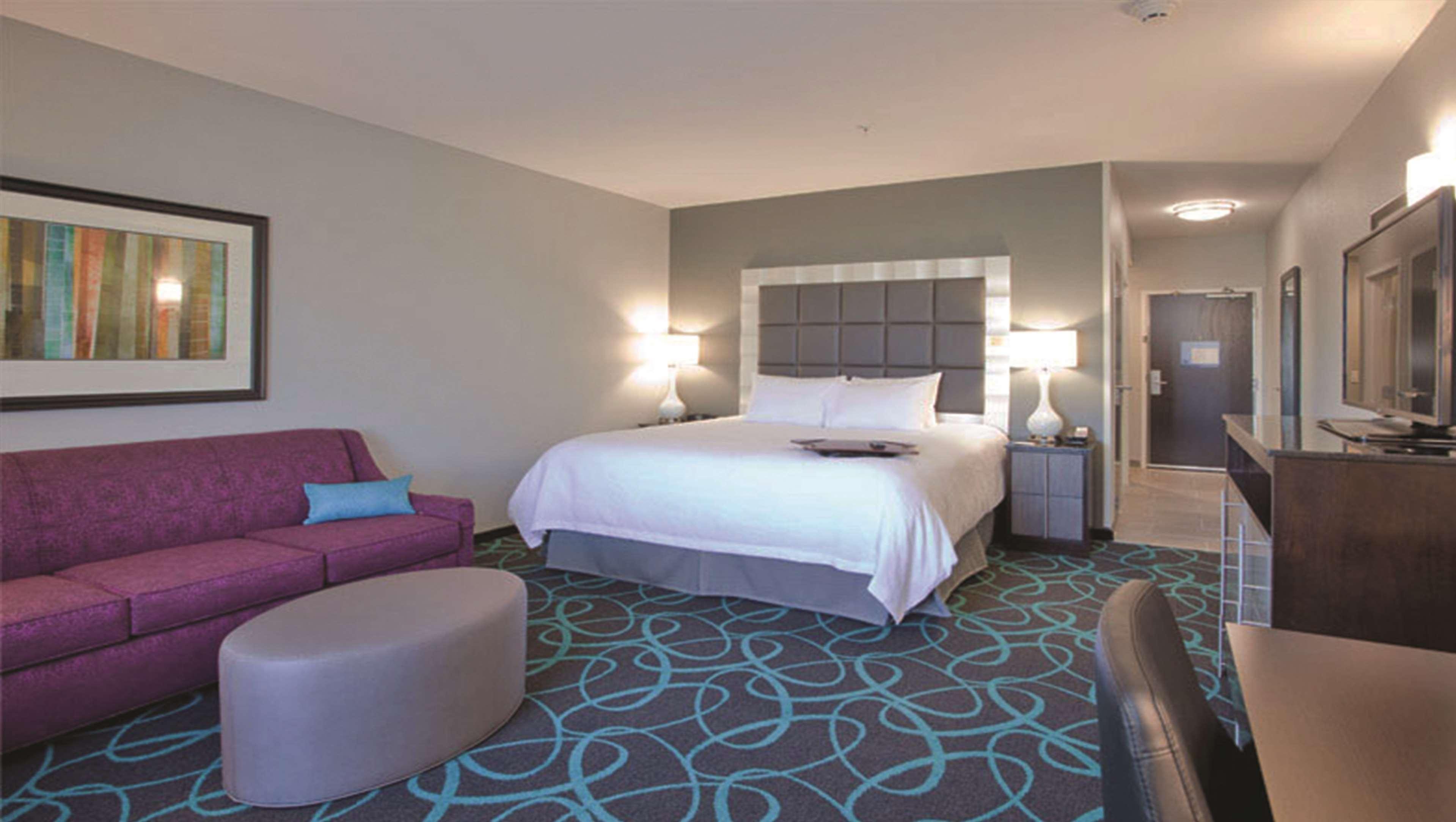 Hampton Inn Карни Экстерьер фото