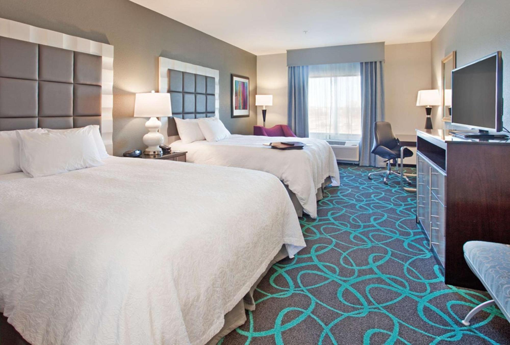 Hampton Inn Карни Экстерьер фото