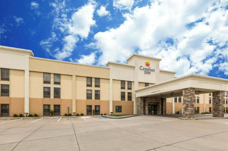 Hampton Inn Карни Экстерьер фото